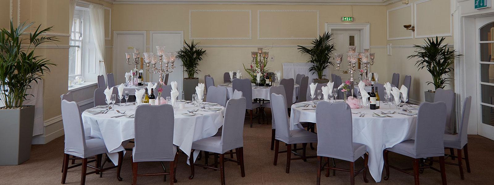 Royal Kings Arms wedding giveaway