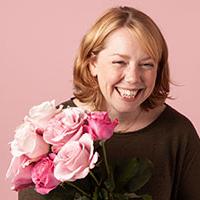 wedding flowers: Caroline Grimble – Bloom & Wild’s Lead Florist – with a bouquet wedding flowers: Caroline Grimble – Bloom & Wild’s Lead Florist – with a bouquet