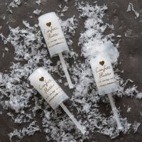 Wonderful Winter Wedding Décor confetti