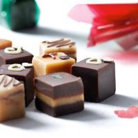 Do me a favour fudge wedding favours Do me a favour fudge wedding favours