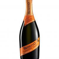 Add a touch of sparkle to your wedding toast with Mionetto prosecco