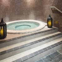 QHotels Girls Night In Package QHotels