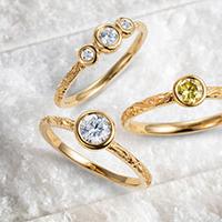 Ethical engagement ring designs by Arabel Lebrusan Ethical engagement ring designs by Arabel Lebrusan