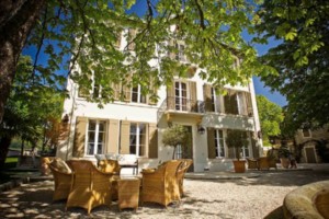 Notre-Dame-Du-Val,-France